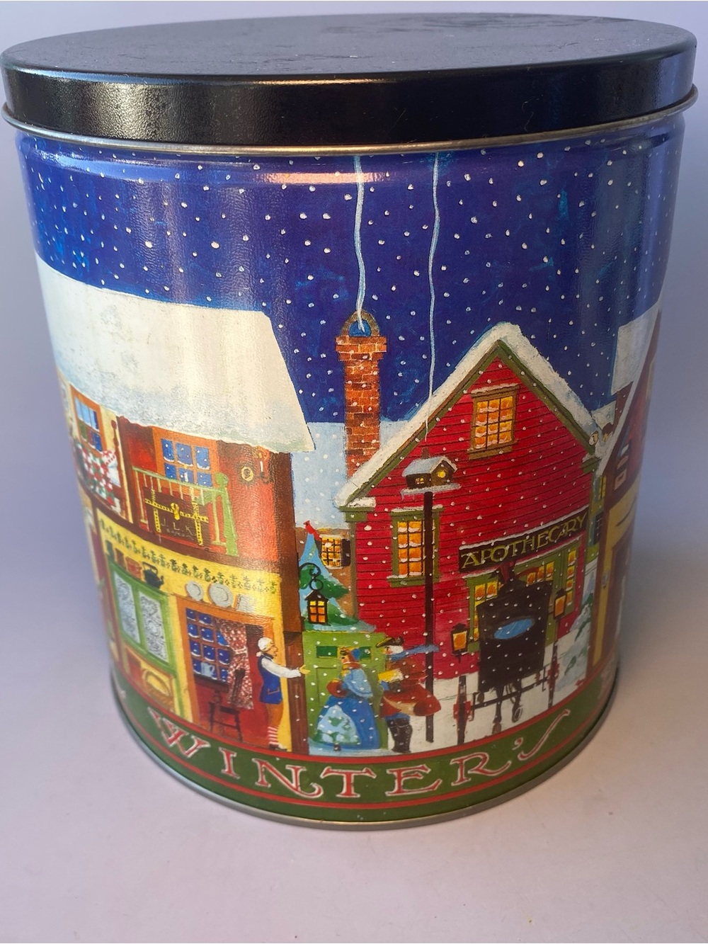 A Colonial Winter Eve Round Christmas Cookie Tin Can Holiday 7” Tall By 6" Nice!